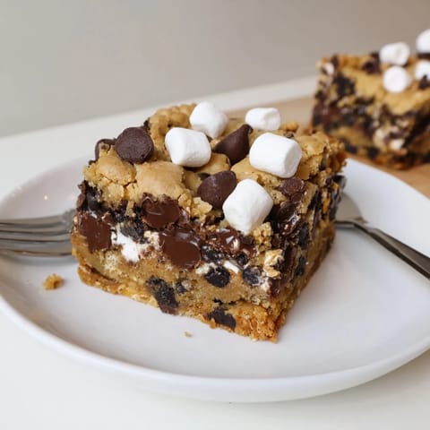 Chaos Cake Smores Cookie Bars
